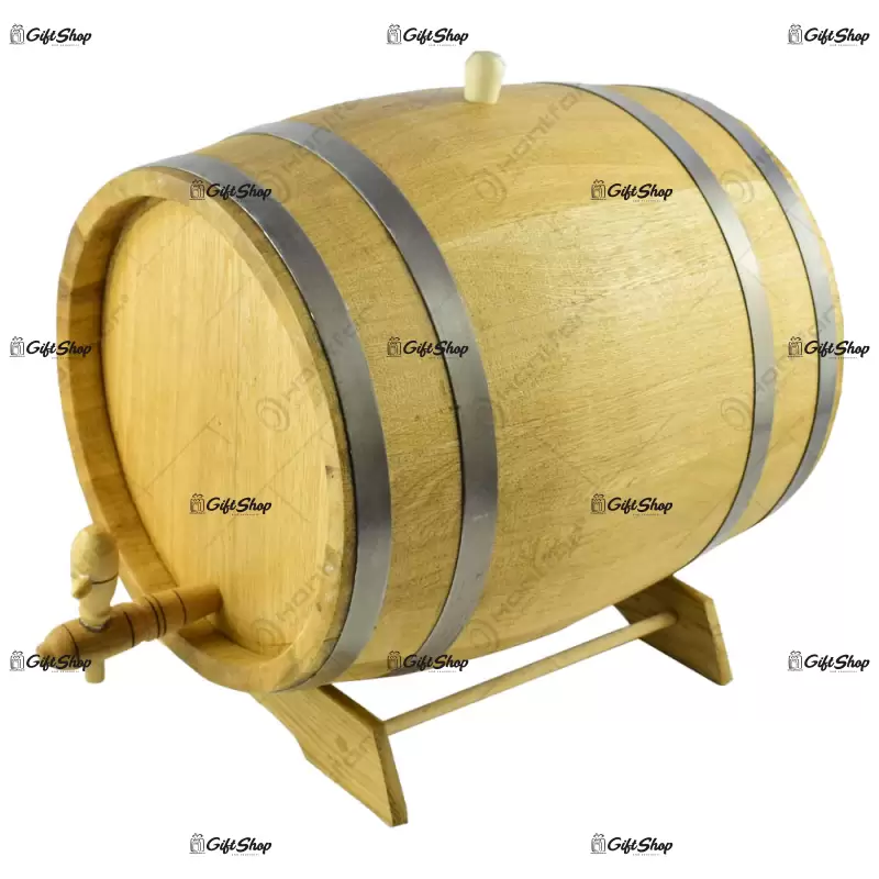 Butoi cu robinet pentru bauturi alcoolice realizat din stejar (15l)