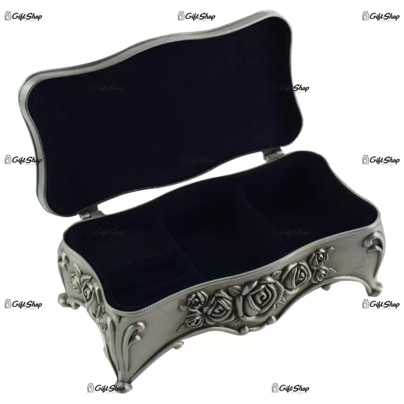 Caseta pentru bijuterii – elegant meta