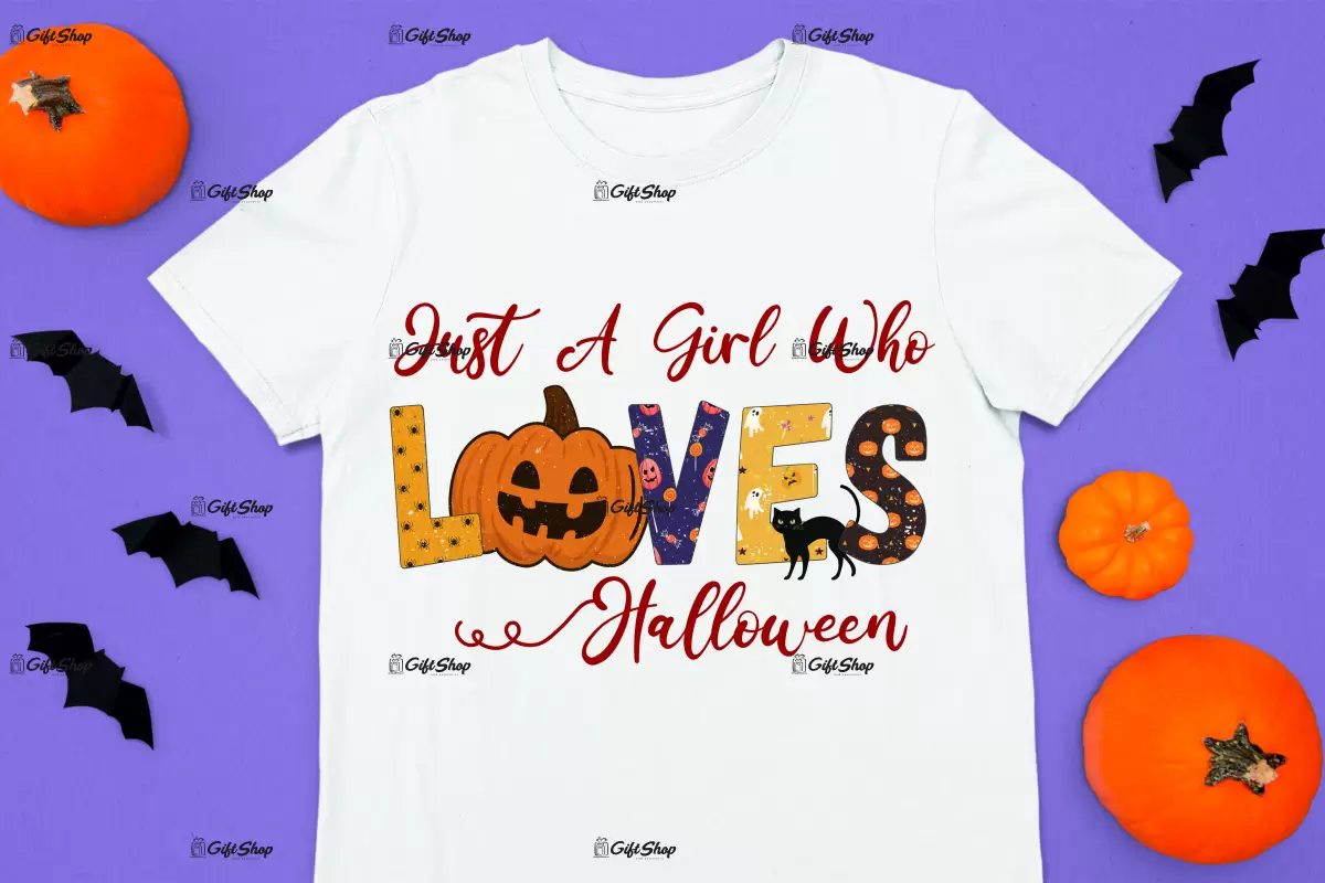 Just a girl who loves halloween, tricou cu mesaj