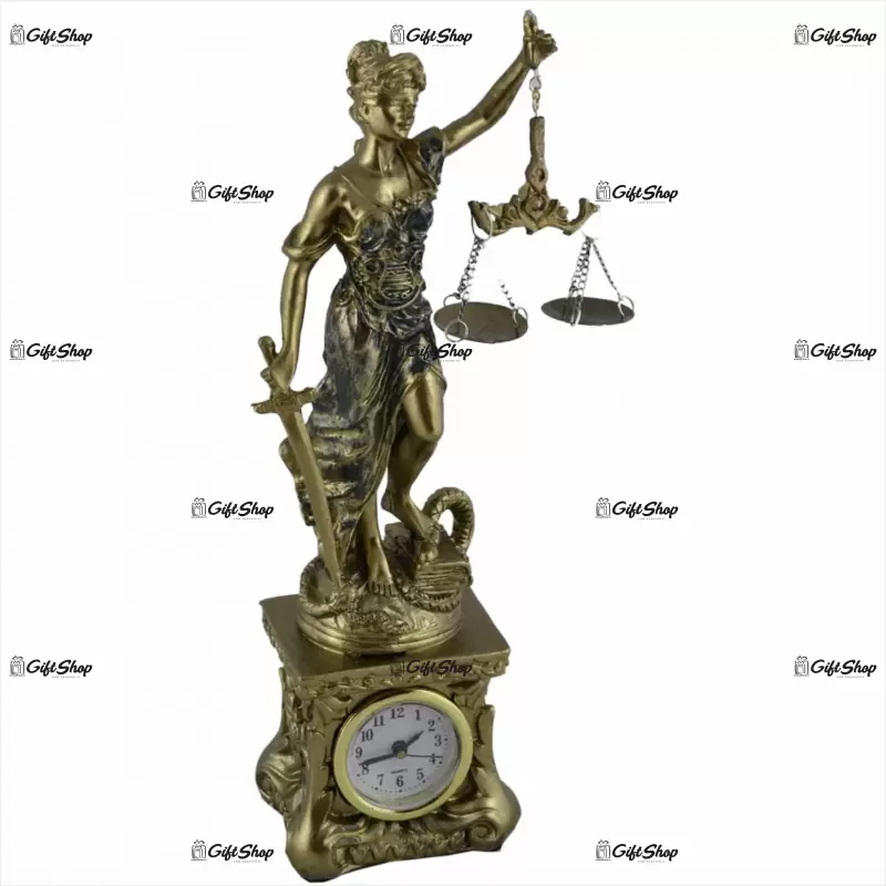 Justitie, statueta realizata din rasina cu ceas incorporat
