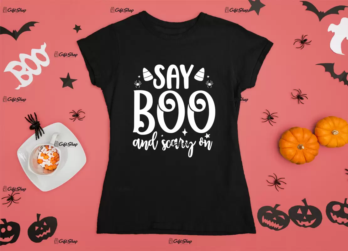 Say boo  and scary on, tricou cu mesaj