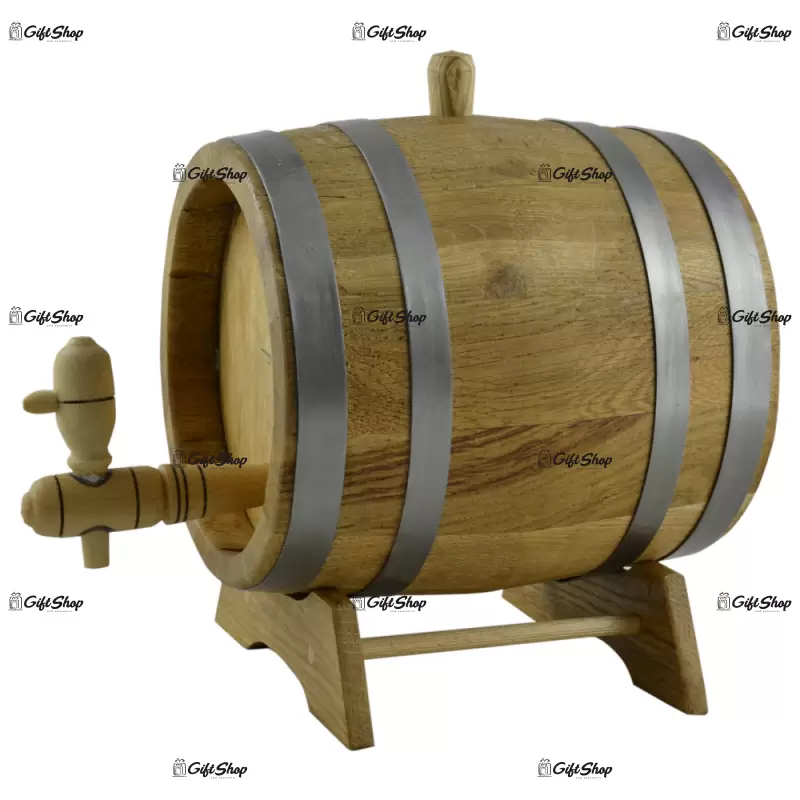 Butoi cu robinet pentru bauturi alcoolice realizat din stejar (3l)