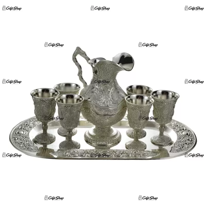 Set pentru tuica 8 piese realizate din metal