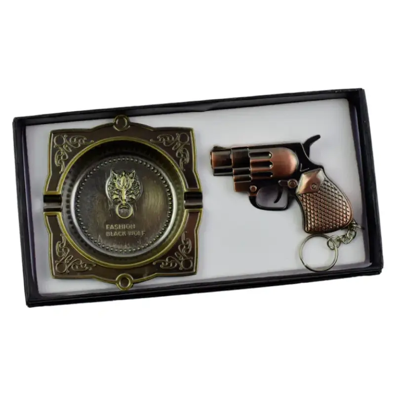 Set cadou scrumiera metal cu breloc bricheta in forma de pistol