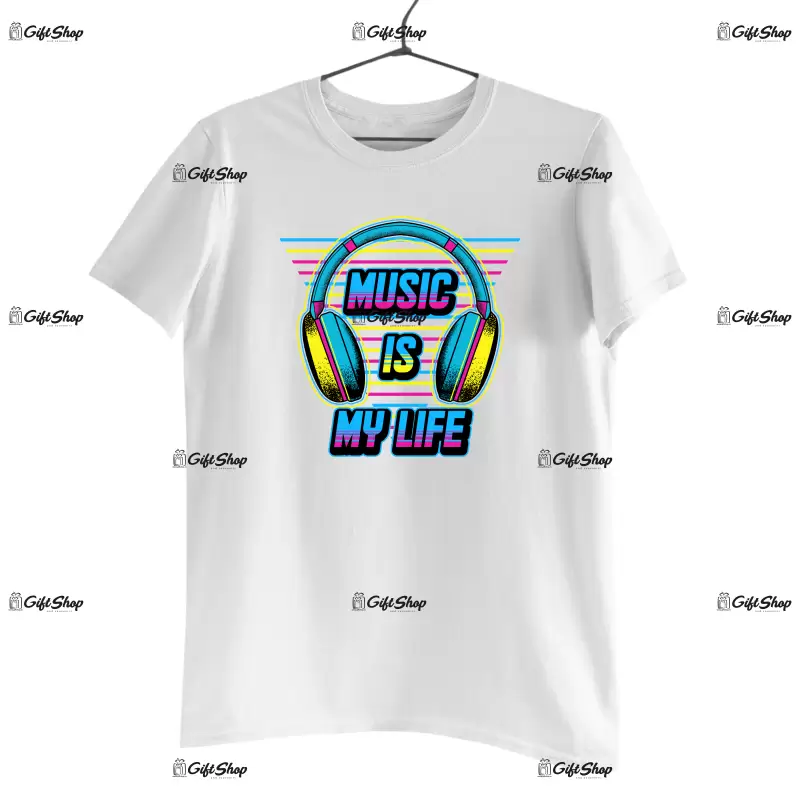 Music is my life, tricou cu mesaj