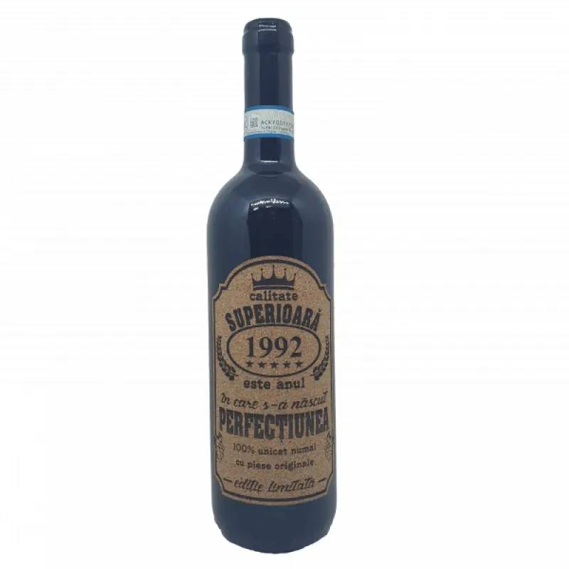 1992 este anul in care s-a nascut perfectiunea, eticheta pluta cu mesaj