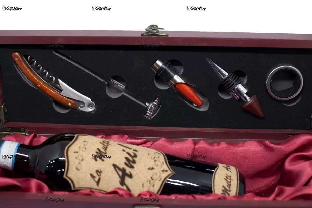 Cutie pentru sticla vin cu 5 acesorii