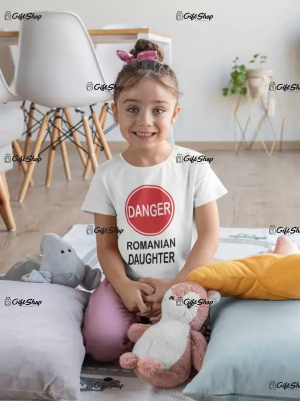 Danger romanian daughter, tricou cu mesaj