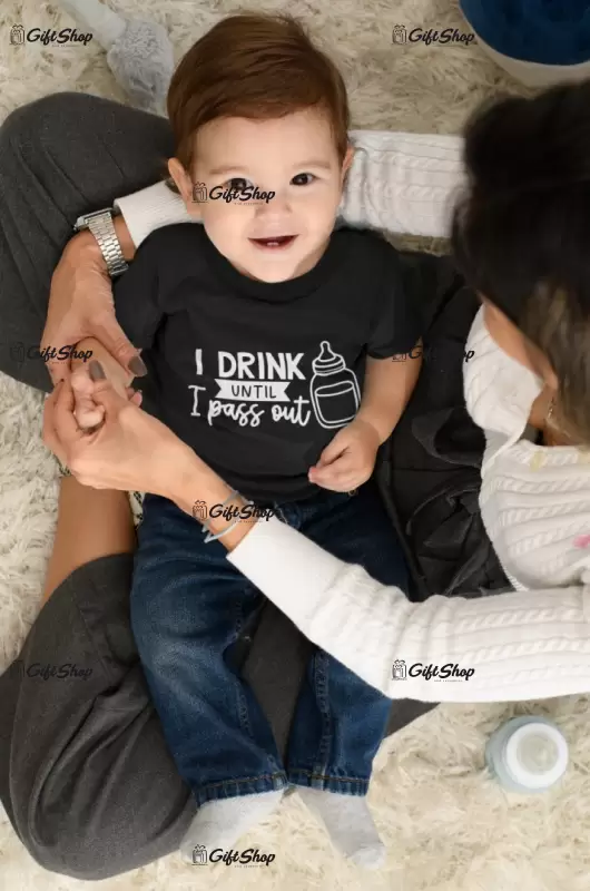 I drink until i pass out, tricou cu mesaj