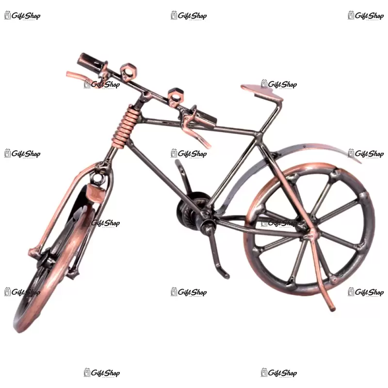 Bicicleta, model realizat din metal