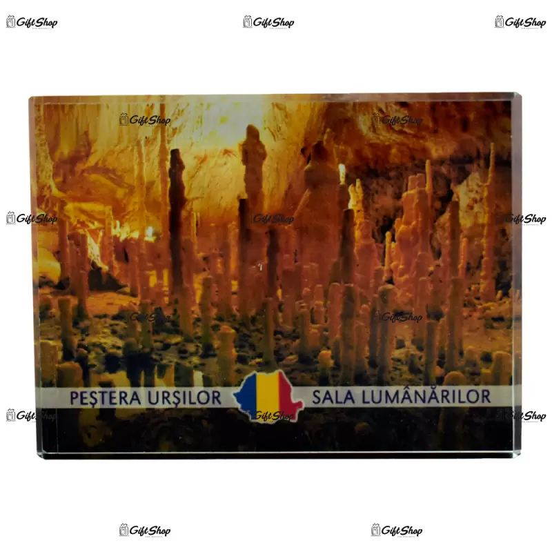 Obiect decorativ realizat din sticla – design pestera ursilor c