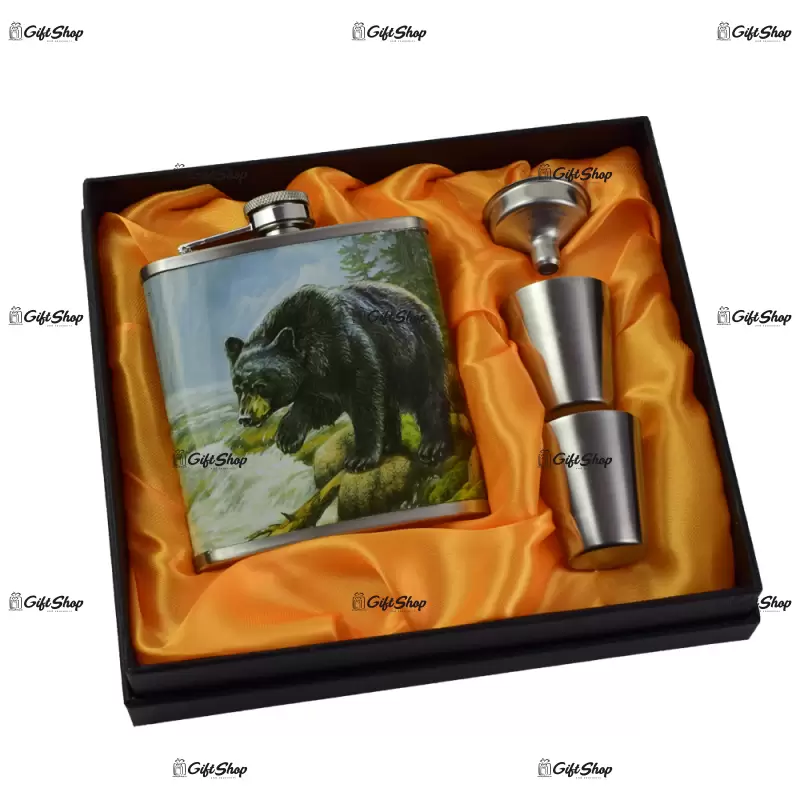 Set cadou pentru barbati, plosca cu accesorii, design cu urs