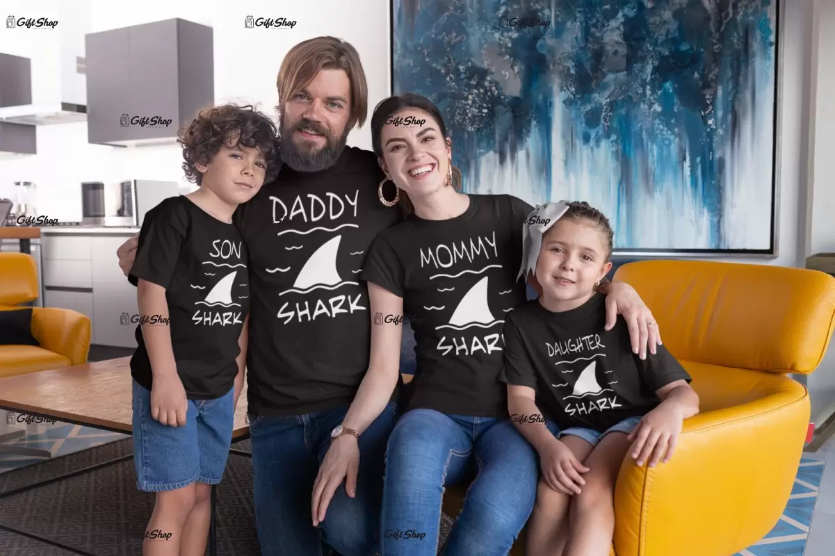 Shark family, set 4 tricouri cu mesaje