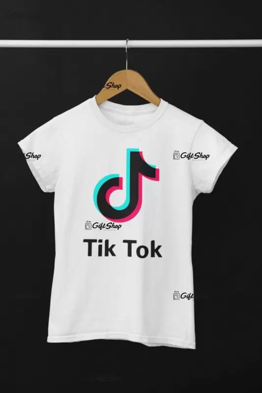 Tik tok, tricou cu mesaj