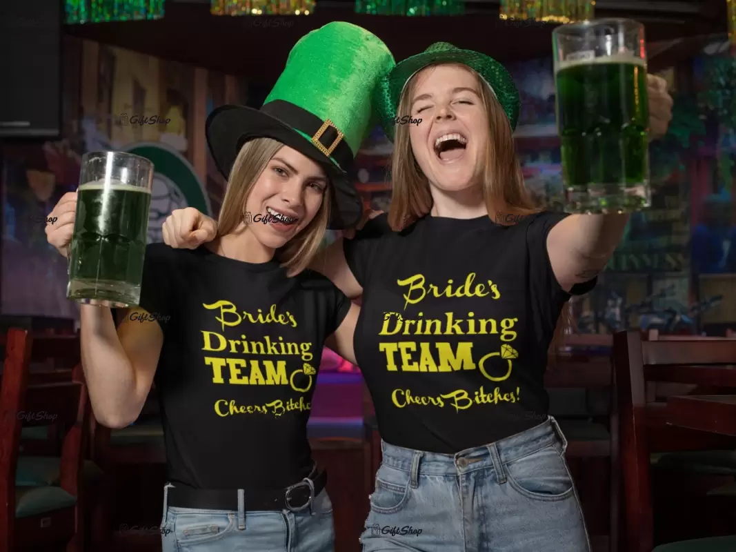 Bride`s drinking team, tricou cu mesaj