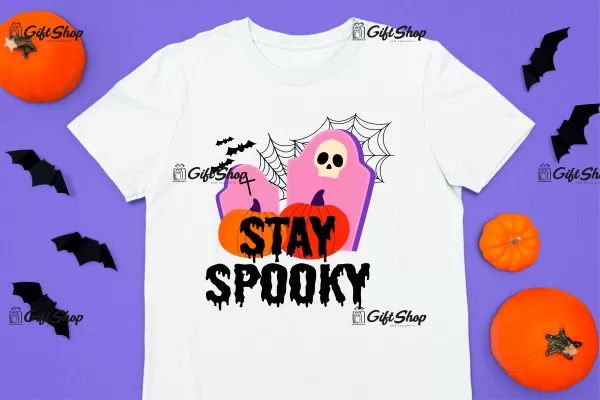 Stay spooky, tricou cu mesaj