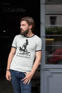 Under new management, tricou cu mesaj b