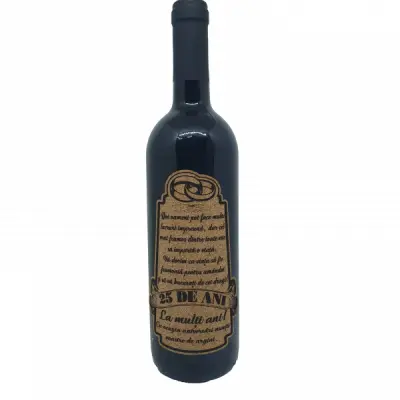 Doi oameni pot face multe in 25 de ani, eticheta pluta cu mesaj