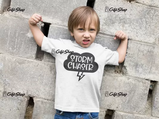 Storm chaser, tricou cu mesaj