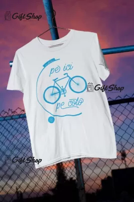Pedalez pe ici pe colo, tricou cu mesaj