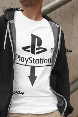 Play station, tricou cu mesaj